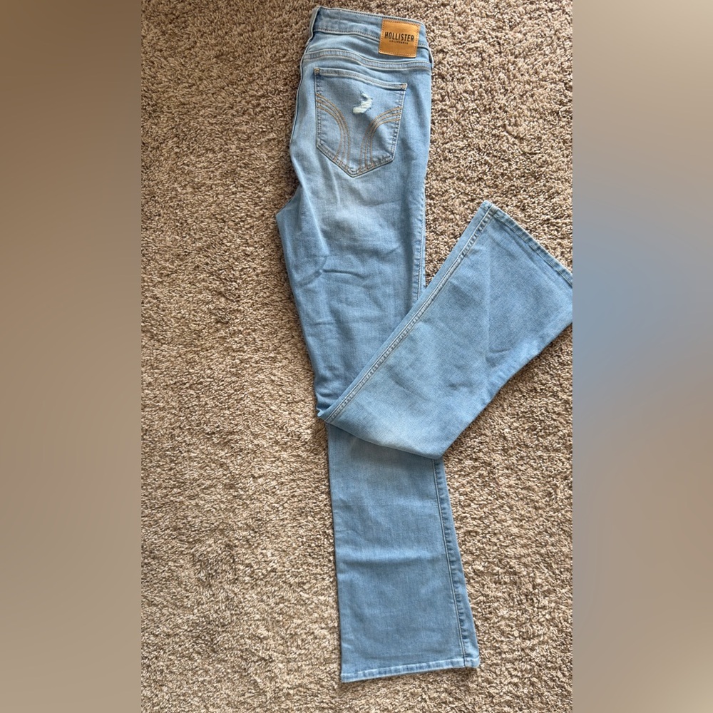 Hollister Light Blue Curvy Mid-Rise Boot Jeans